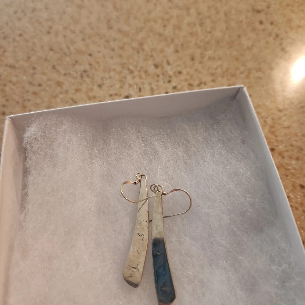 Malachite Inlay Sterling Silver Earrings Handcrafted - Picture 5 of 5